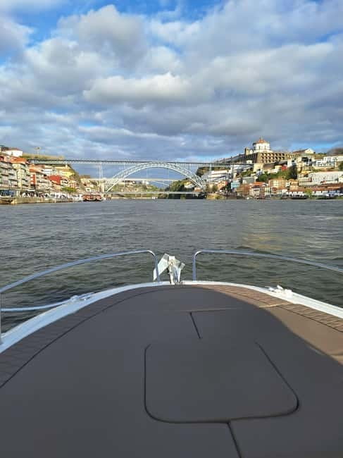 Private Boat Tour in Porto with Portuguese Tapas Option - The Boat Experience: Comfort, Crew, and Onboard Treats