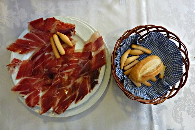 Private Food, Tapas & Wine Tour of Madrid with Customizable Menu All Included - Meet Your Guide and Expect a Real Custom Touch