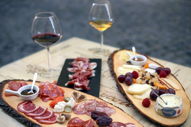 Private Lisbon Tour with Premium Portuguese Wine and Tapas Tasting - A 3:00 pm old-town plan that starts with orientation