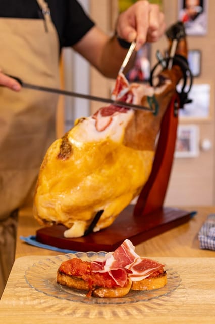 Private Paella & Tapas Cooking Class in a Local Chef's Home - Choosing tapas like a Valencian menu planner