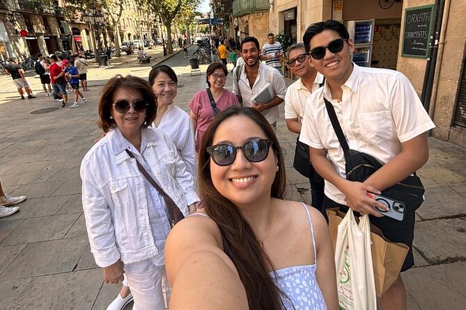 Private Tapas Walking Tour in Barcelona Modernist Area with Dinner included - How the 4-hour tapas walk actually feels in Eixample