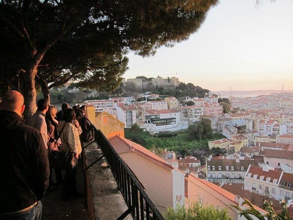 Private Tuktuk Tour with Portuguese Tapas and Wine - St. Vincent and the National Pantheon: what these landmarks add to a food tour
