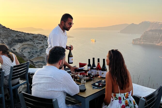 Private Wine Tour in 3 Wineries with 12 Wine Tastings and Tapas - Quick hits before you go