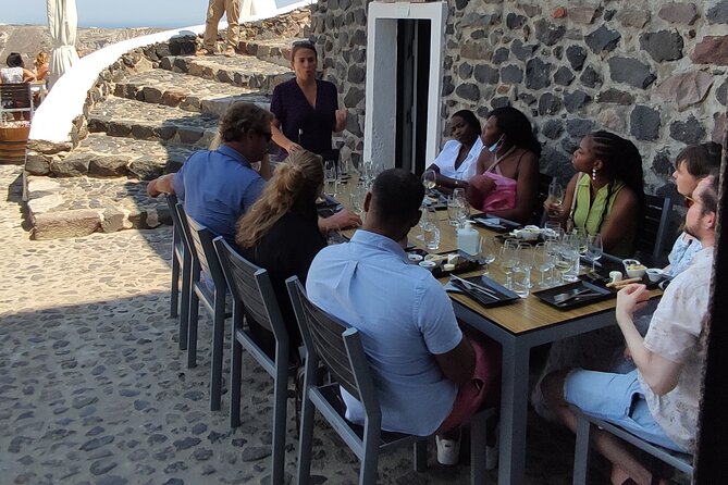 Private Wine Tour in 3 Wineries with 12 Wine Tastings and Tapas - Tastings, tapas, and the snacks that keep it fun