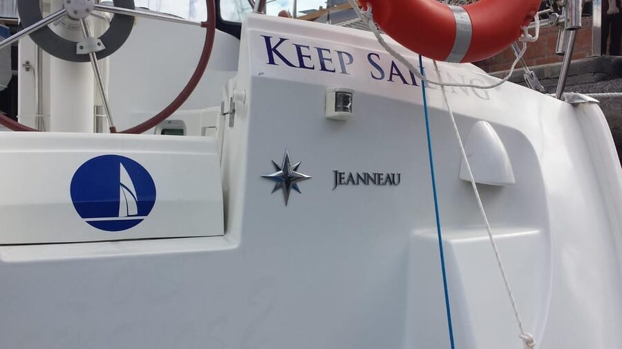 Puerto Rico: Sailing excursion with swim, drinks and tapas. - What to bring (so you don’t end up juggling)