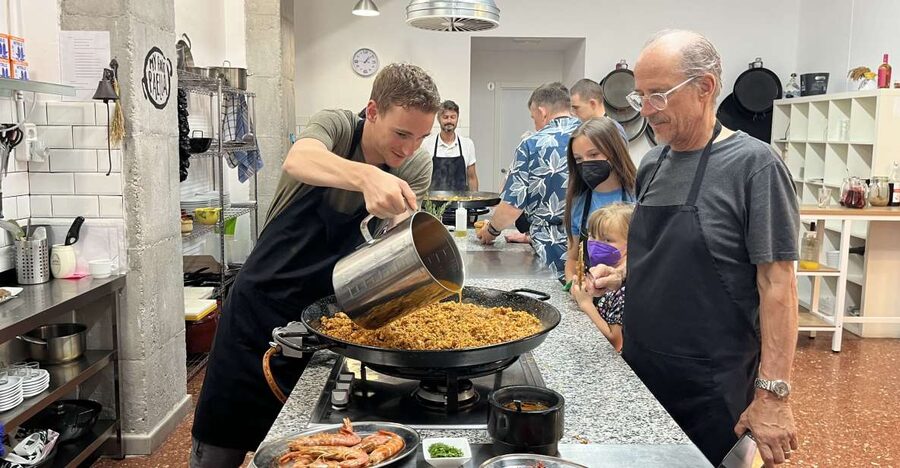 Real Paella Cooking Class – Market Visit & Sangría Workshop - Quick hits: what makes this paella class special