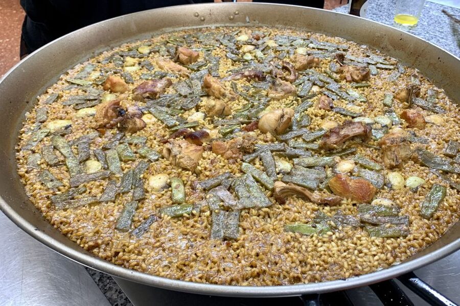 Real Paella Cooking Class – Market Visit & Sangría Workshop - What you eat at the end: lunch that feels like a proper Valencia table
