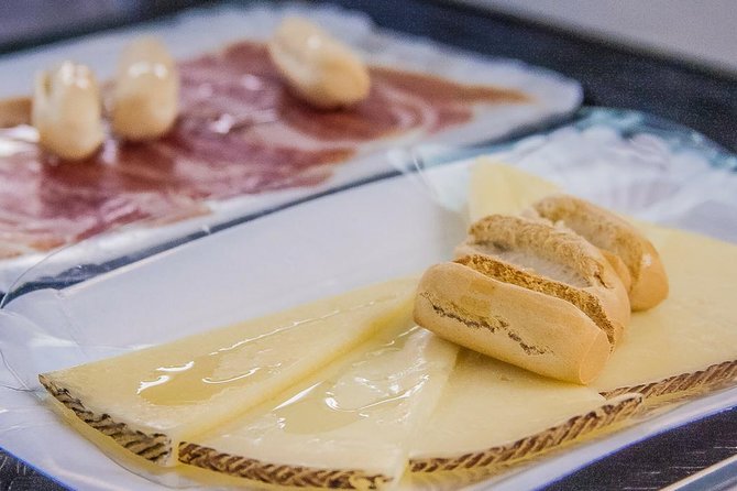Royal Palace Madrid & Tapas Experience with Skip the Line Ticket - What the Guide Adds (Including Names You Might Be Matched With)