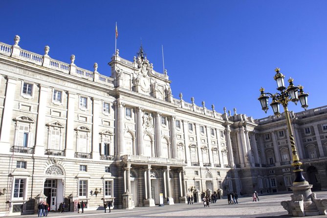 Royal Palace Madrid & Tapas Experience with Skip the Line Ticket - Why Art References Like Caravaggio and Goya Matter