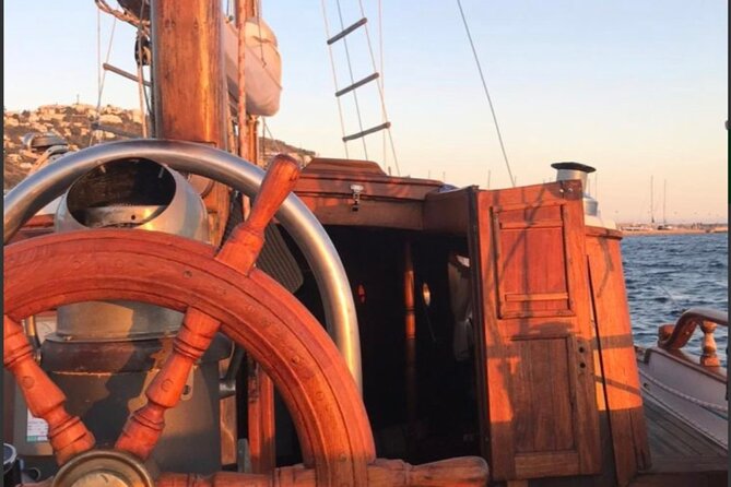 Sail tour tapas day charter boat trip private sailing pirate - Secret coves and clear water stops (the real highlight)