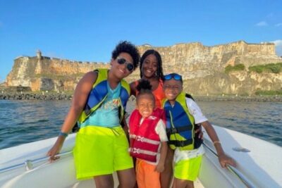 San Juan Bay Private Tour with Drinks and Tapas: 4+ people - From Centro Pesquero to your first harbor-defense stop
