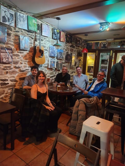 Santiago: Guided Foodie Tour with Drinks, Tapas & Live Music - Key Things You’ll Notice on This Tour