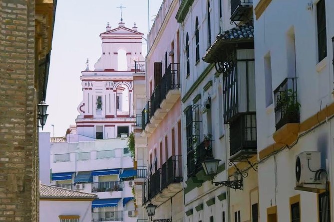 Sevilla Food Tour: Tapas, Wine, History & Traditions - Getting Oriented at Plaza de la Encarnación and Setas de Sevilla
