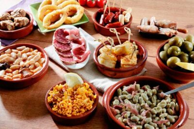Seville: 3-Hour Tapas Tour by Bike - Tapas bar tastings: what’s included and how it usually plays out