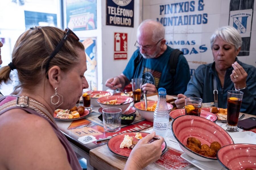 Seville Adventure: Historic Walking Tour & Traditional Tapas - El Salvador: the 9th-century Aljama Mosque area and an authentic abacería break