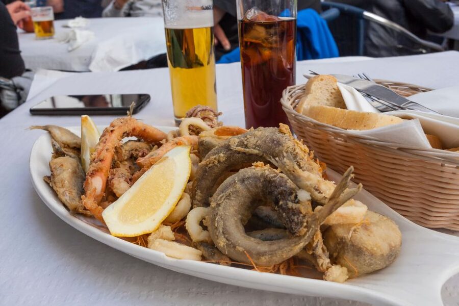 Seville Food Tour with Tapas & Drinks with a Local - Who this tour suits best in Seville
