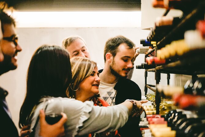 Seville Jewish Quarter Small Group Tour with Tapas and Drinks - Key things to know before you go