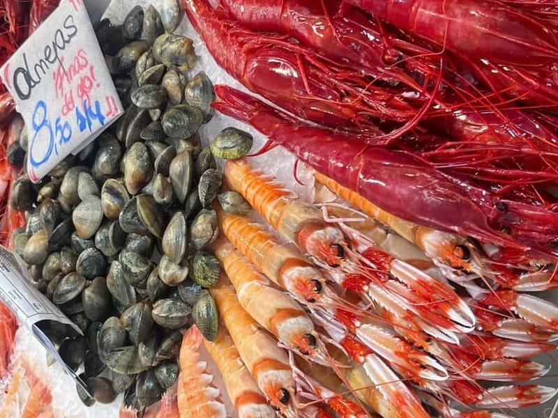 Seville: Secret Food Tour with Tapas and Drinks - What this Seville tapas night is really about