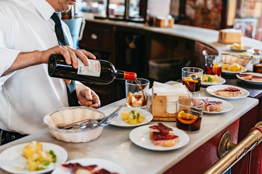 Seville: Tapas, Taverns and History Guided Walking Tour - Key Highlights You’ll Care About
