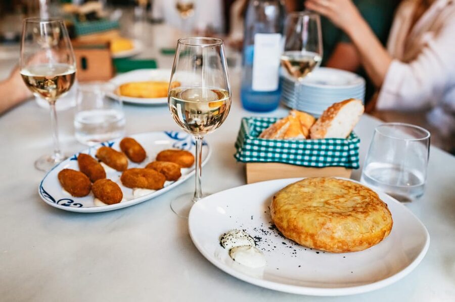 Seville: Tapas, Taverns and History Guided Walking Tour - What You’ll Actually Learn (Beyond the Menu)