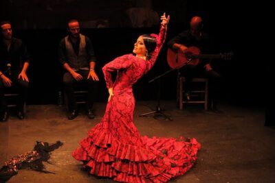 Seville Tapas Tour & Authentic Flamenco Show - The 6:15 pm start and where you meet in Seville