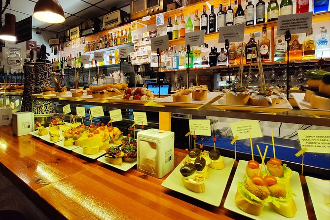 Spanish Wine and Tapas Tour in a Local Neighborhood in Barcelona - Small group size: the hidden value in a city full of crowds
