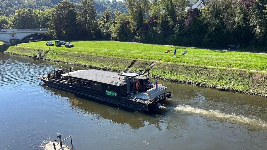 Stuttgart: Exklusive Floßboote Finne & Fischle - Key highlights at a glance