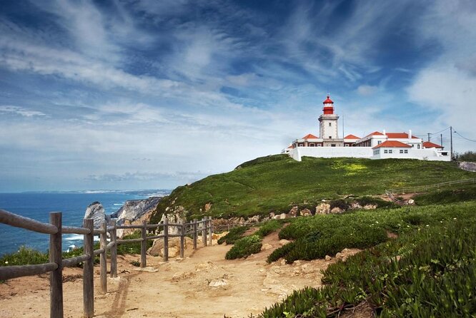 Sunset Hike, Tapas & Wine at Secret Beach - A Jeep, a cliff hike, and sunset timing at Cabo da Roca