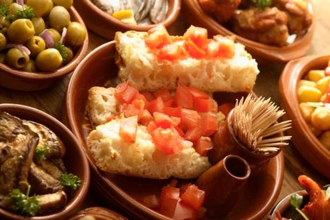 Tapas and Flamenco Show Small Group Tour in Barcelona - A Three-Stop Tapas Crawl That Actually Feels Like Barcelona