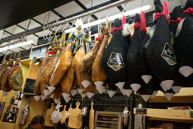 Tapas And Tascas: Private Food Tasting Experience In Lisbon - Praça do Comércio to the hills: why the walking style works