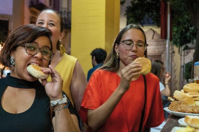 Tapas and Wine Tasting Tour in Seville Small Groups and Jewish Quarter - Meeting in Plaza del Triunfo: Small-Group, English-Friendly Start