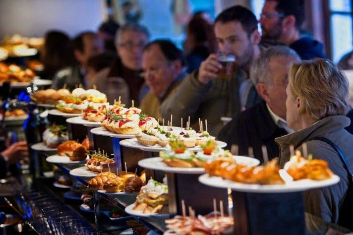 Tapas Crawl in Madrid Historical Quarter for Lunch or Dinner - Where You Start in Ópera and How the Walk Stays Comfortable