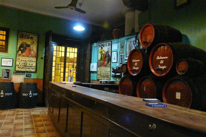 Tapas Food Tour in Jerez de la Frontera - The art historian guide: food, sherry, and the story behind both