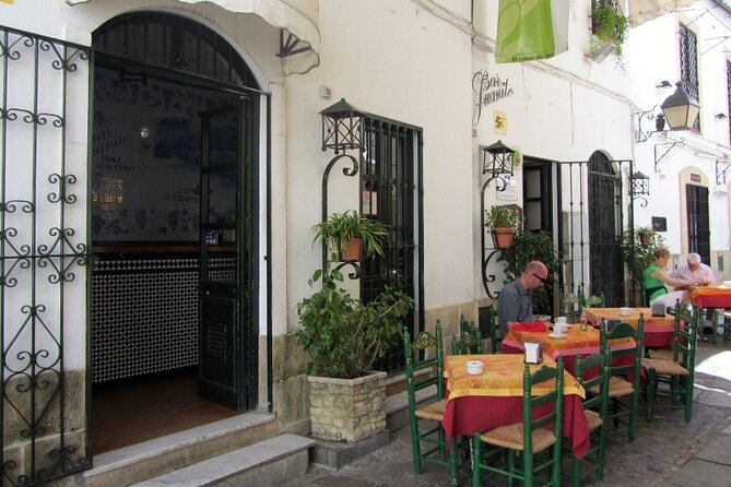 Tapas Food Tour in Jerez de la Frontera - Price and value: what you pay for (and what you get)