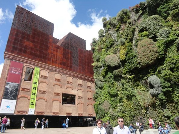 Tapas & Guided tour on a Vintage Bike through Madrid - Key Highlights at a Glance