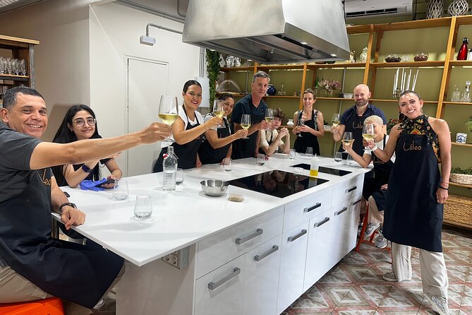 Tapas & Paella Cooking Class in Madrid with a Professional Chef - How Chef Lola Teaches: Stories, Tricks, and the Stuff You Can Recreate
