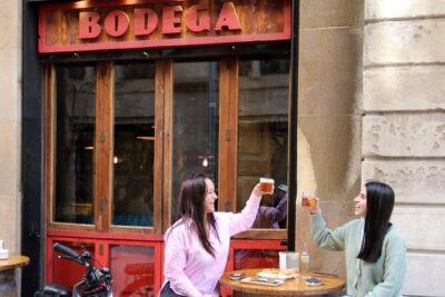Tapas Tasting Bike/E-Bike Tour in Barcelona - Your route: from Arc de Triomf to Las Ramblas and beyond