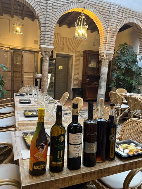 Tapas Tour Cordoba & Wine Experience with chef and sommelier - Stop 1: Iberian Ham and the Cut Differences You Can Taste