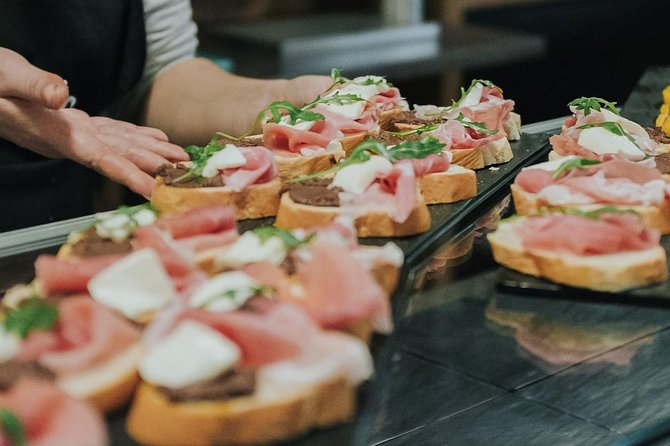 Tapas & Wines through secret Venice - The best parts people love most (and how to get them)