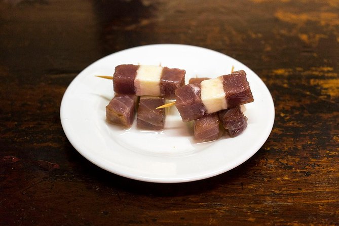 The Seville Tapas Crawl Tour by Food Lover Tour - Drinks included: alcoholic options, non-alcoholic choices, and staying in control
