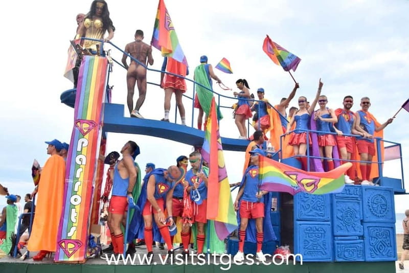 Tour in Sitges ( Bcn): Cultural diversity, tapas and beach - Meeting at Sitges Central Train Station, Then Getting Your Footing Fast