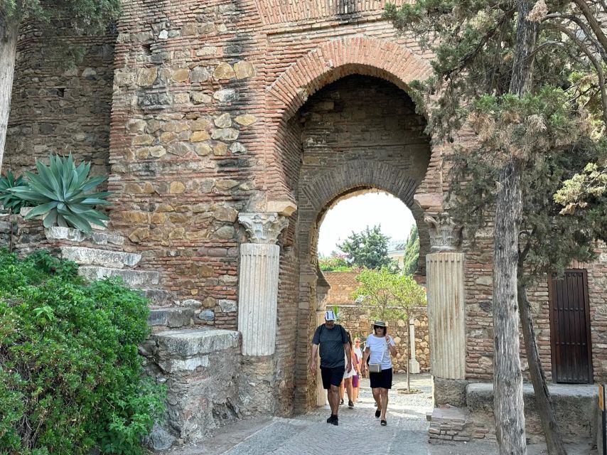 Ultimate Malaga: History and Tapas All Included - Walking, pace, and comfort: who this fits best