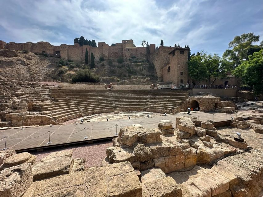 Ultimate Malaga: History and Tapas All Included - Logistics that matter: meeting point, timing, and the route flow