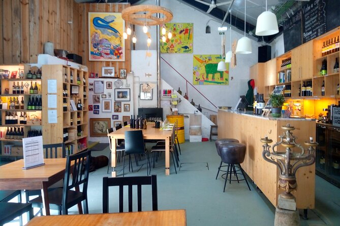 Urban winery tour, premium tasting flight & tapas - Price and value: what $59.17 buys you in real terms