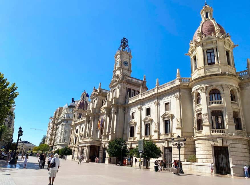 Valencia: Mysteries, Legends, & Local Tapas Experience - Starting at Plaza de la Virgen: where Valencia’s “now” sits on ancient forum ground