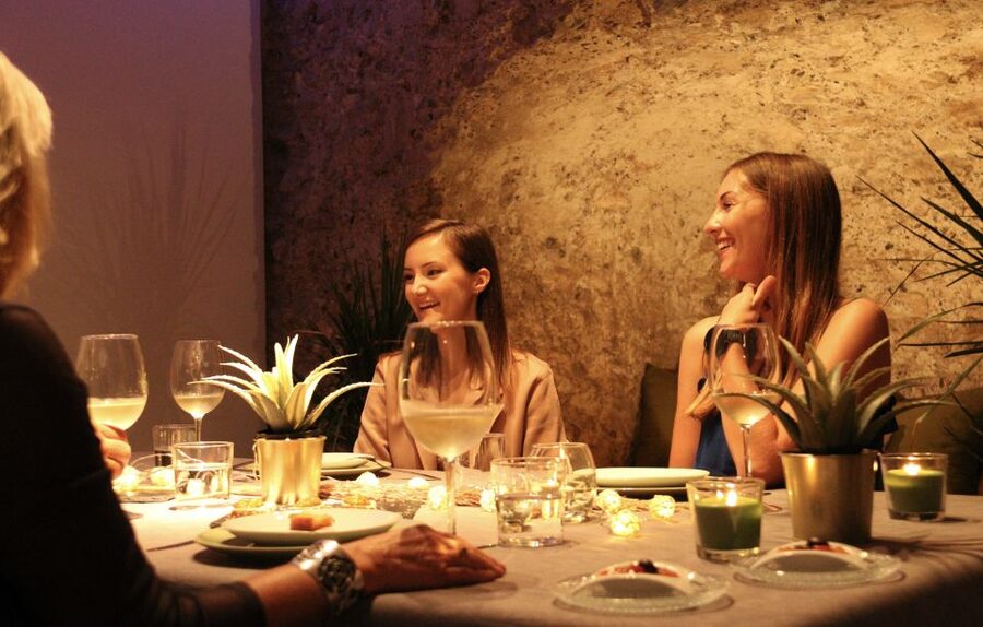 Valencia: Old Town Tour, Wine & Tapas in an 11th c. Monument - Key Things You’ll Notice on This Valencia Tour