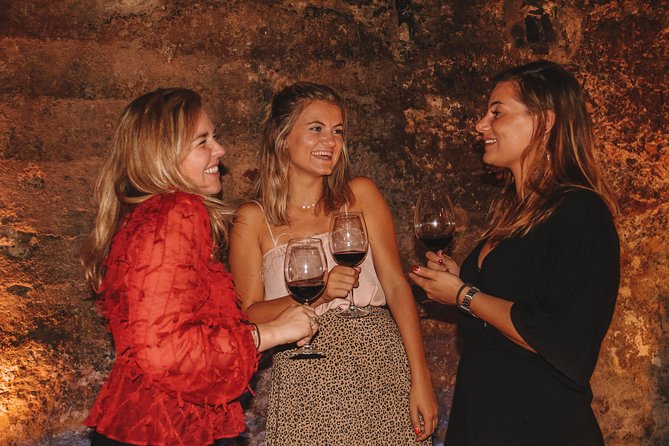 Valencia Old Town Tour with Wine & Tapas in 11th Century Historic Monument - Barrio del Carmen: A Secret-Feeling Dinner in an 11th-Century Monument