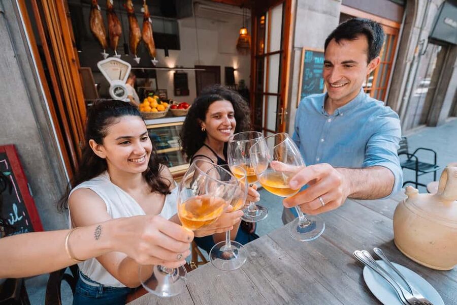 Valencia: Tapas and Drinks Evening Tour - Valencia tapas, the picaeta way (and why it’s such a smart plan)