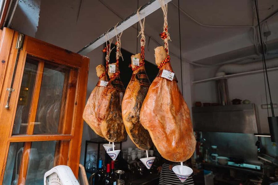 Valencia: Tapas and Drinks Evening Tour - Who this Valencia tapas and drinks evening tour suits best