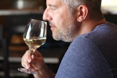 Vilamoura, Albufeira & Porches: Wine Tasting, Tapas & Music Tour - Pickup from Vilamoura, Albufeira & Porches: the convenience math